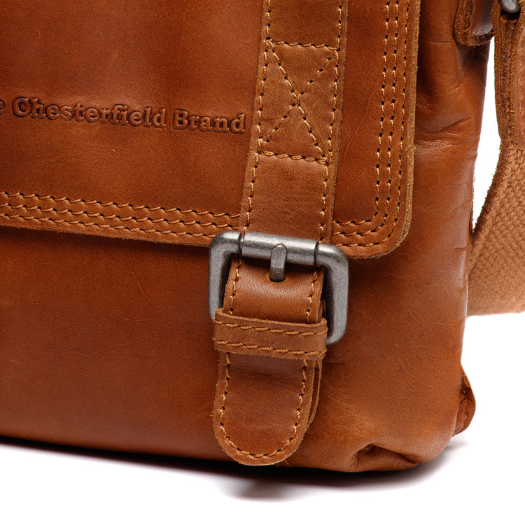 Ariano Shoulder Bag