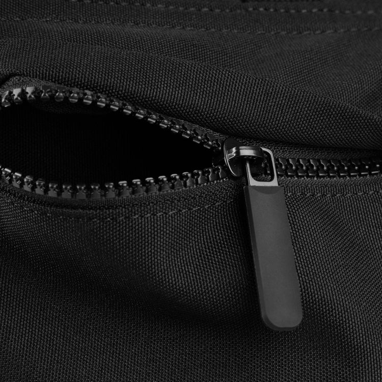 Blackfriars Shoulder Bag 15"