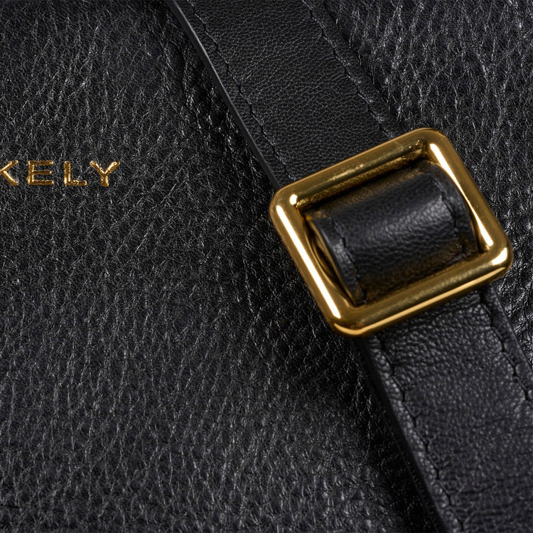 Fine Florence Wide Tote 15.6"