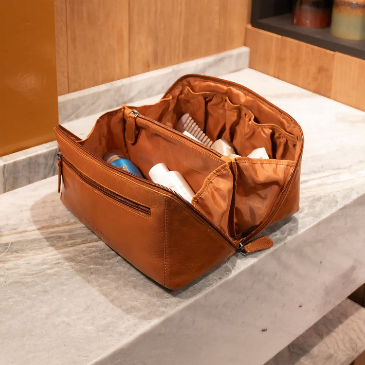 Elmia Toiletry Bag