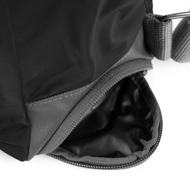 Bayswater B Backpack & Waterloo Umbrella Bundle