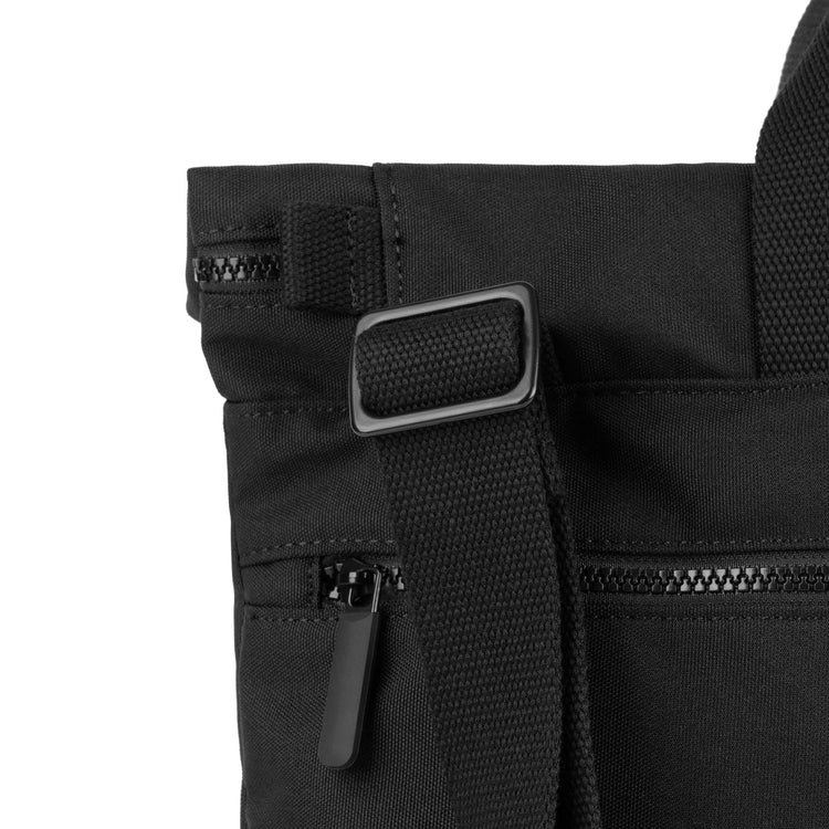 Blackfriars Shoulder Bag 15"