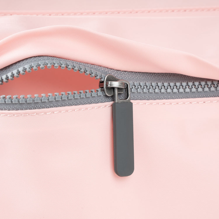 Trafalgar Color Collection Shoulder Bag