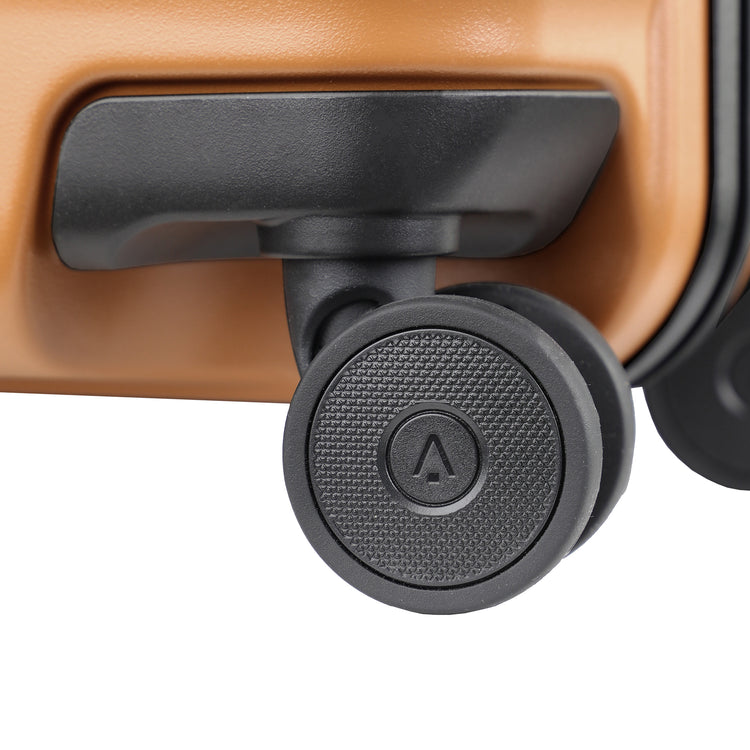 Overseas S23 Resväska 55 cm